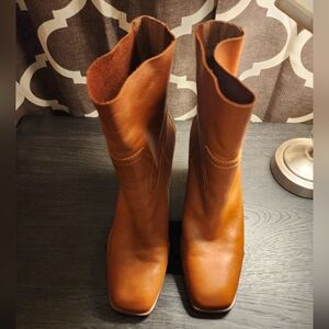 Nwot Splendid leather Cognac boots sz 11